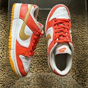 Wmn 8.5 Nike Low Dunk “University Orange”